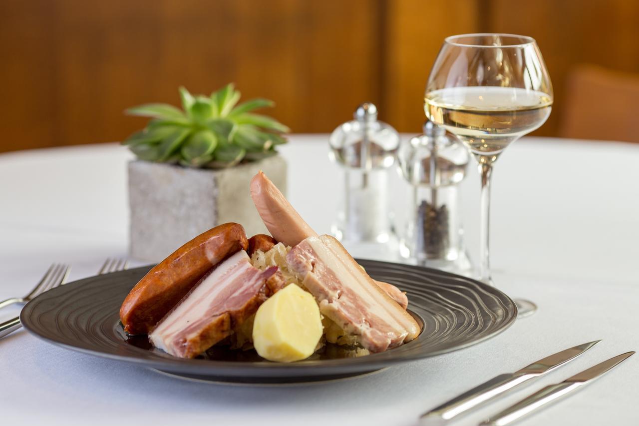 Au Soleil Hotel Wettolsheim Екстериор снимка